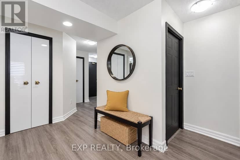 1407 - 3 Hickory Tree Road, Toronto, photo 4