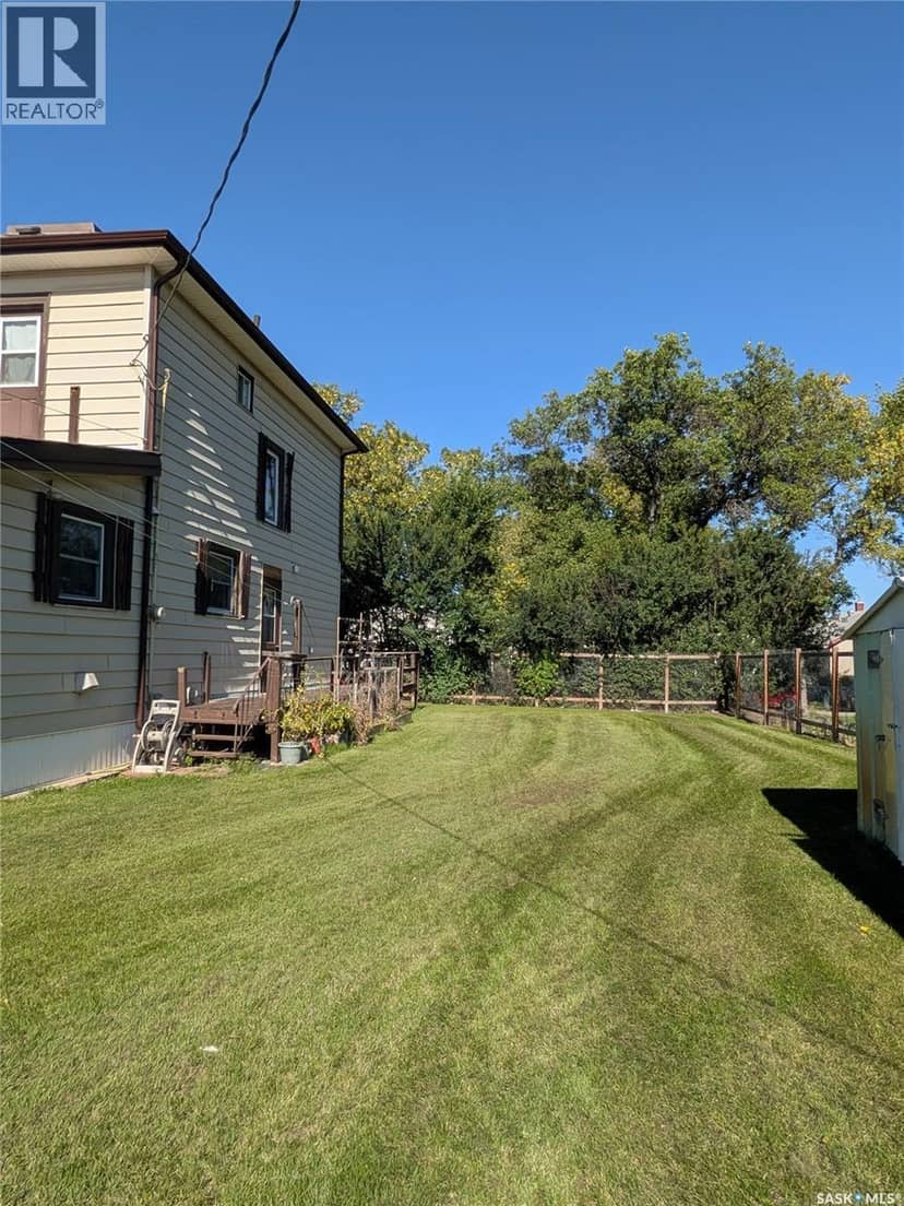 337 9th STREET E, Prince Albert, photo 3