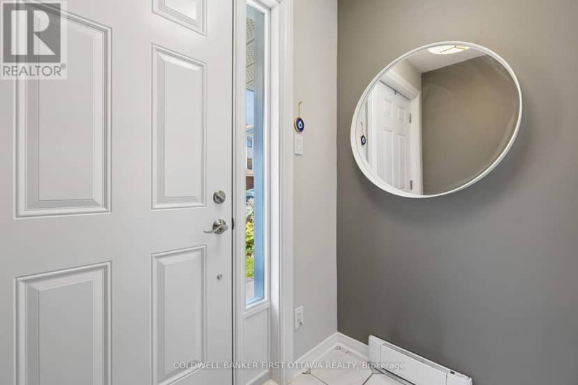 54 - 109 Haxby Private, Ottawa, photo 3