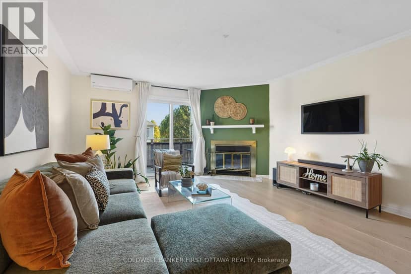 54 - 109 Haxby Private — photo 9 of 40