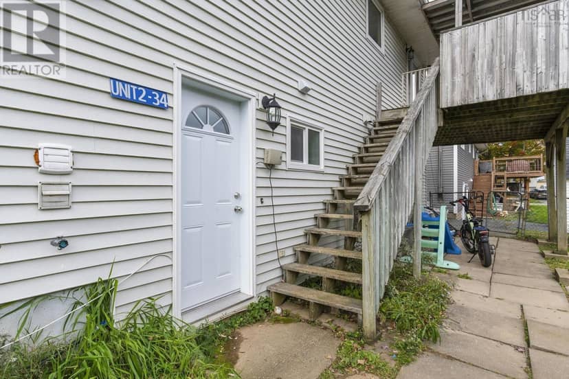 34 Nausett Crescent — photo 27 of 40