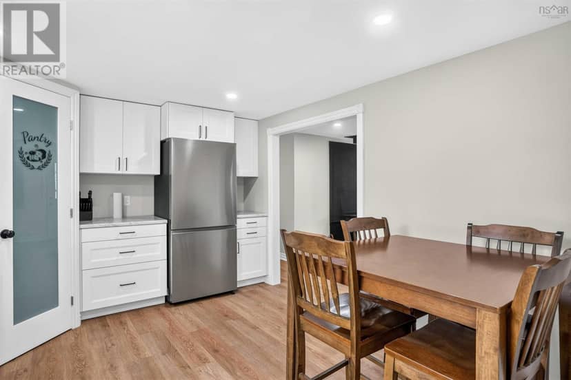 4580 West Dalhousie Road — photo 10 of 37