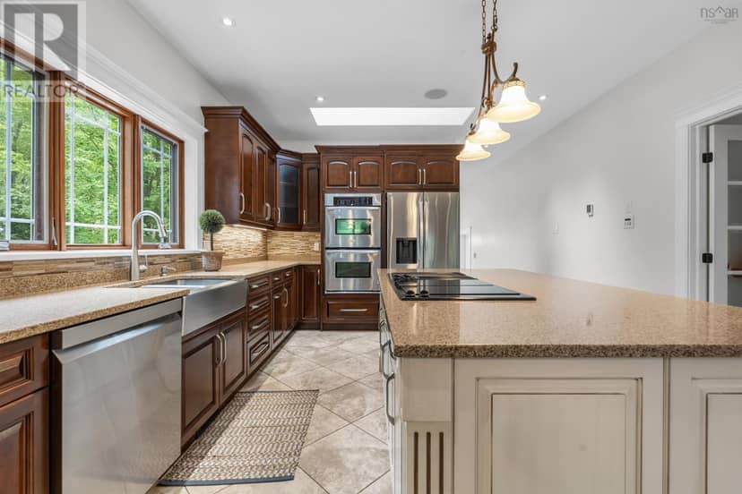 52 Sawgrass Drive — photo 9 of 40