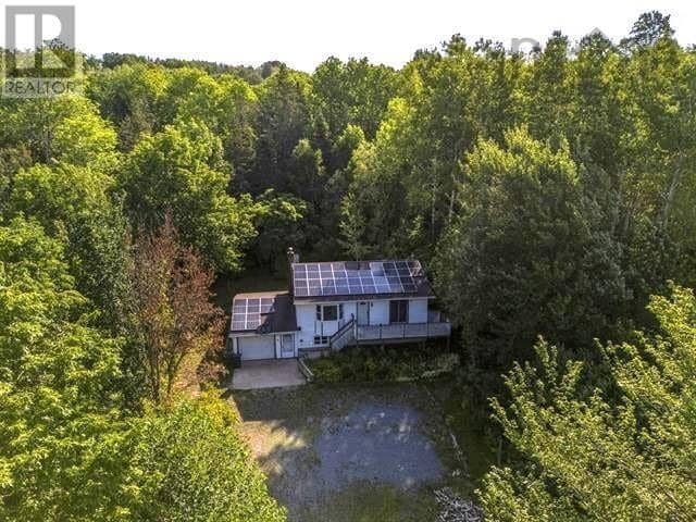 40 Mount Hanley Road — photo 1 of 39