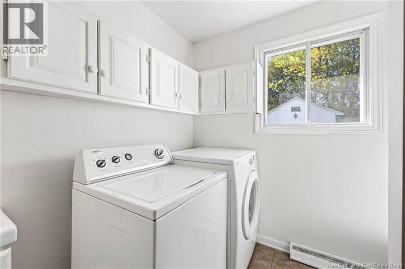 339 Prince of Wales Street — photo 26 of 40
