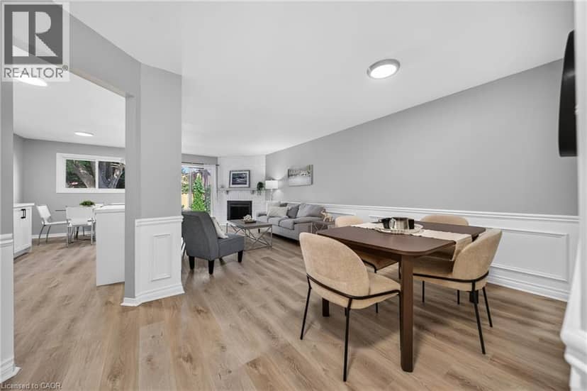 4353 SAWMILL VALLEY Drive — photo 17 of 40