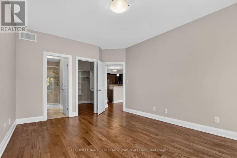135 Elizabeth Street — photo 26 of 40