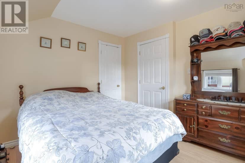 26 McKenzie Street — photo 20 of 39