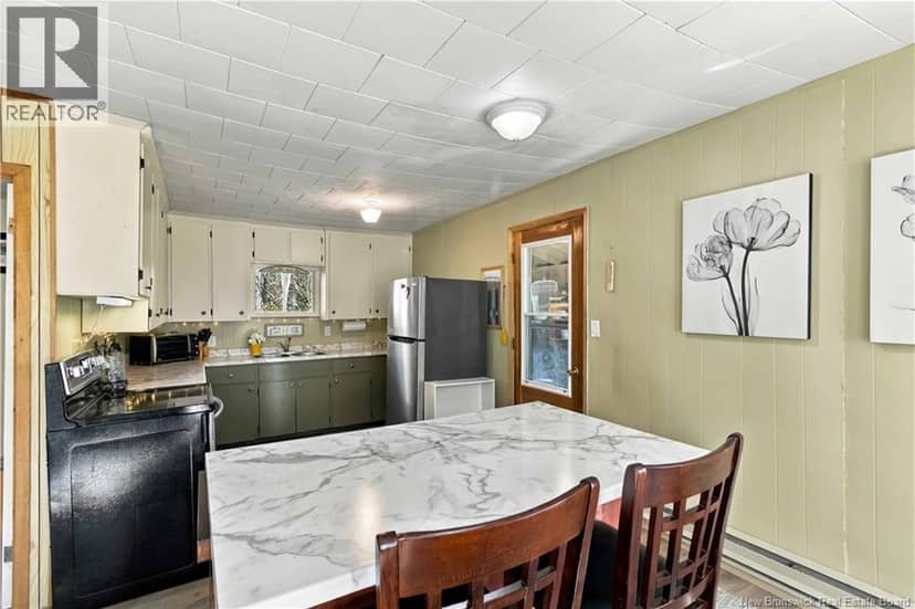 11 McMurray Road — photo 9 of 29