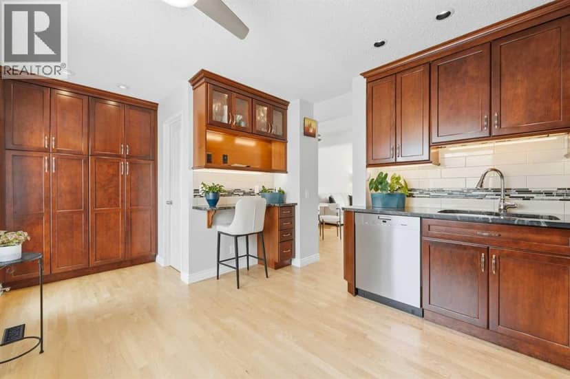 224 Erin Dale Place SE — photo 9 of 40