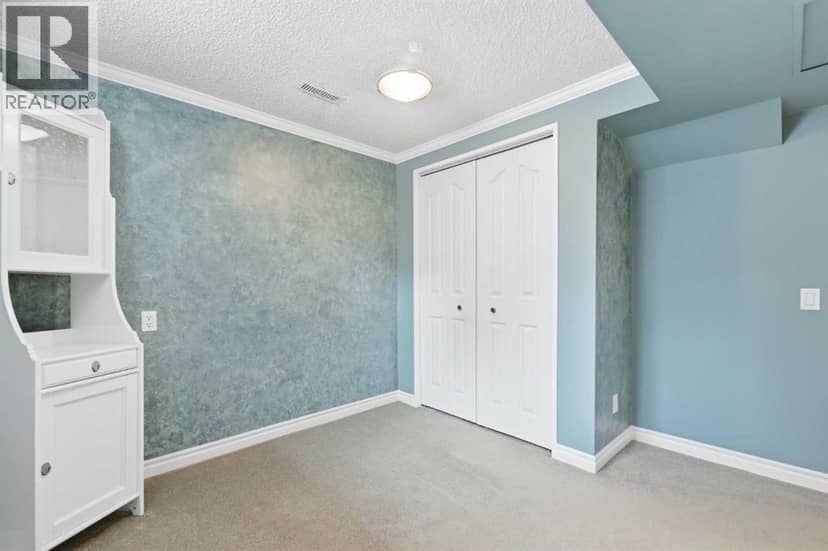 224 Erin Dale Place SE — photo 33 of 40