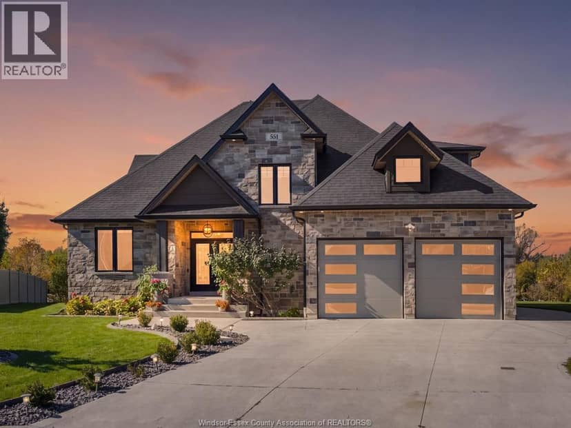 551 Chateau Avenue, Windsor