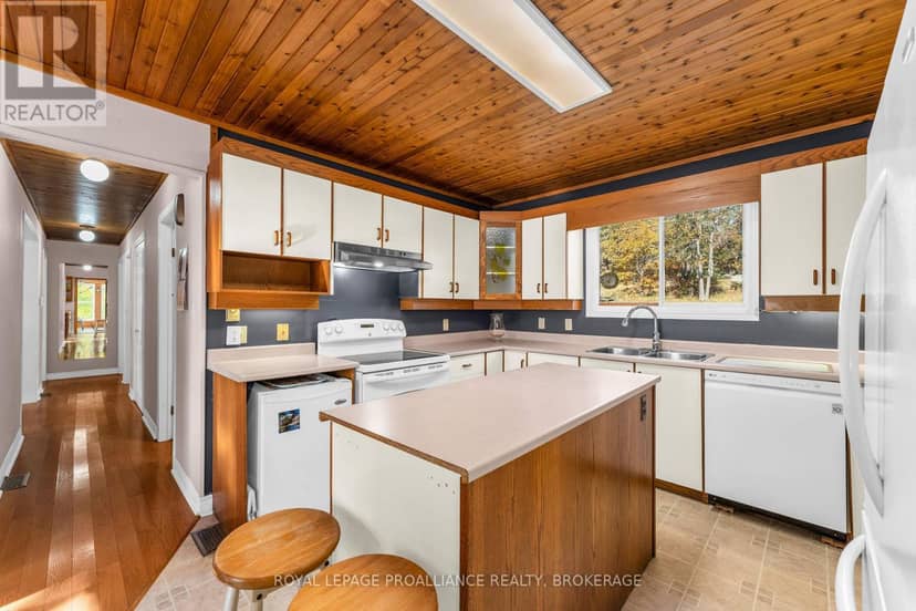 2089 Crow Lake Road, Frontenac, photo 7