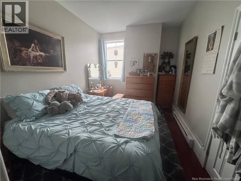 160 Charlotte Street — photo 9 of 17