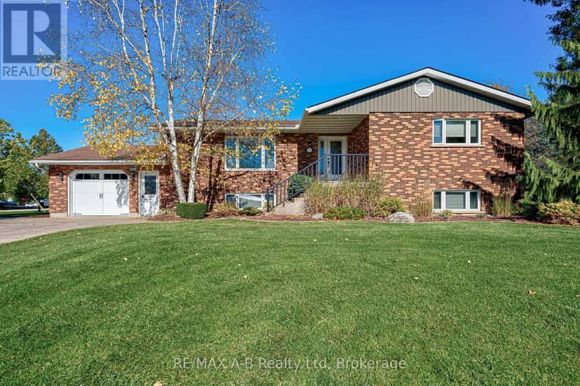 2256 Webster Street, Perth East