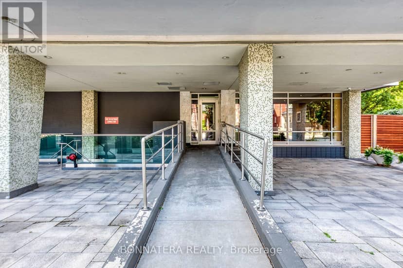 402 - 74 Spadina Road, Toronto, photo 2