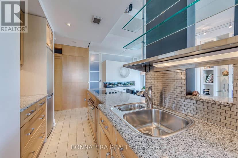 402 - 74 Spadina Road, Toronto, photo 7