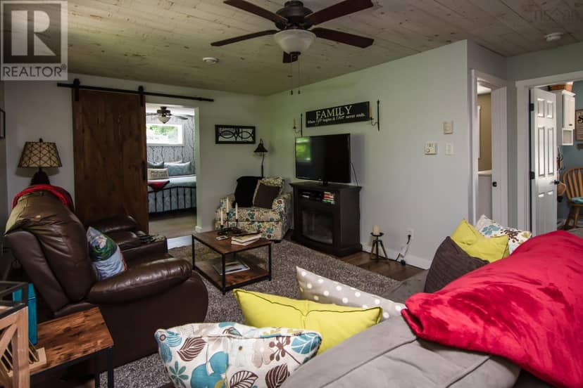 642 High Landing Road — photo 14 of 38