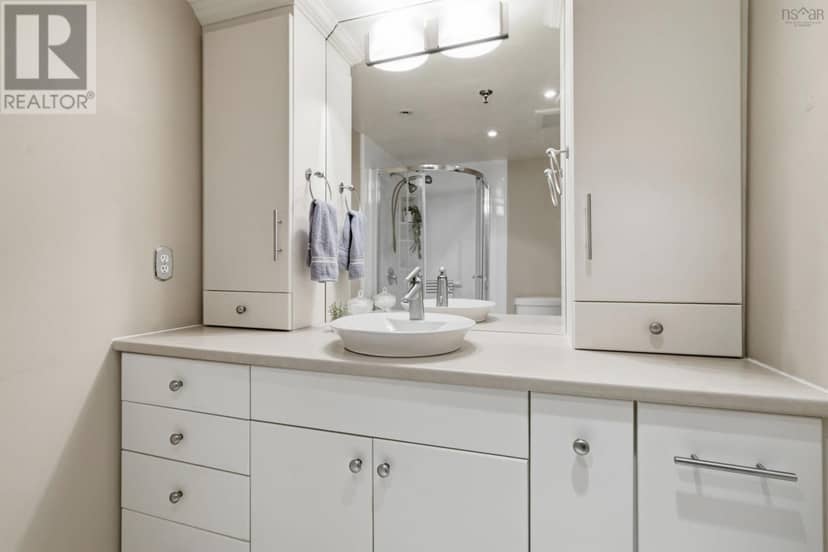 206 85 Spinnaker Drive — photo 21 of 32