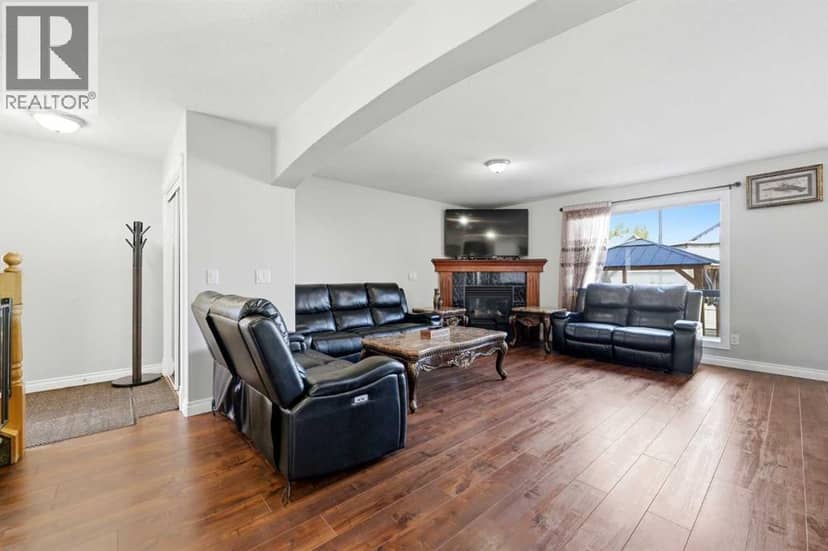 1412 Bayside Avenue SW, Airdrie, photo 6