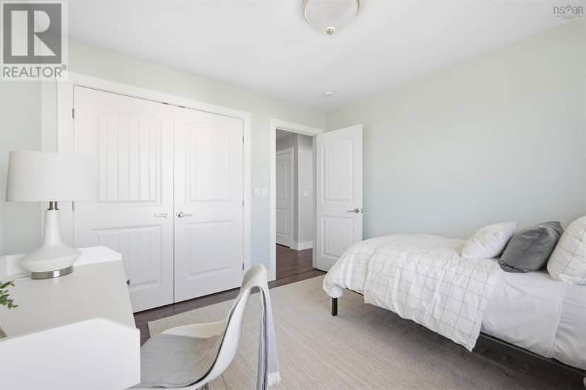 15 Bristolton Avenue — photo 19 of 38