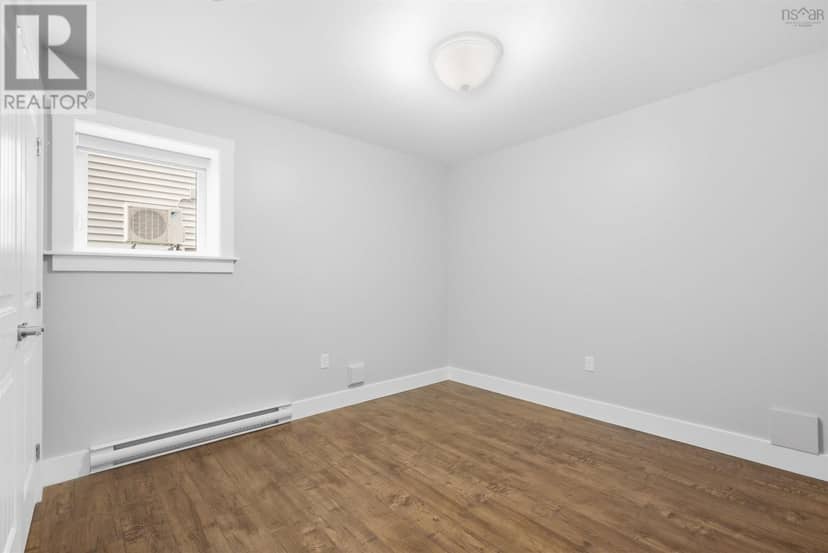 15 Bristolton Avenue — photo 29 of 38