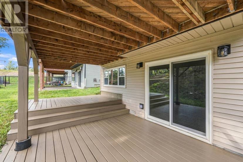 15 Bristolton Avenue — photo 37 of 38
