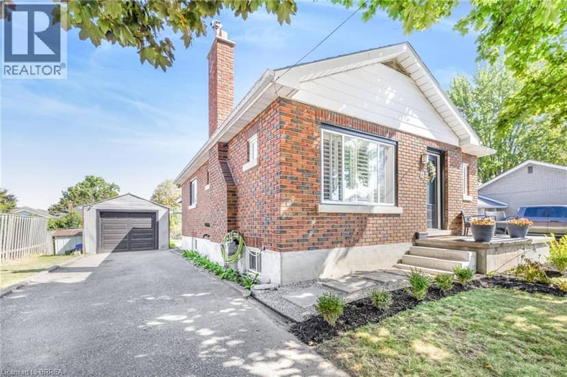 12 PATRICIA Street, Brantford, photo 2