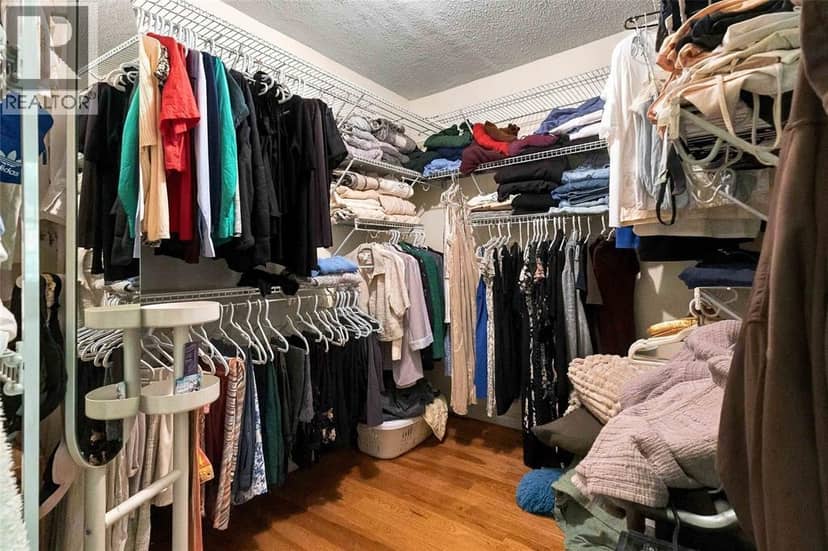 6182 William Street — photo 24 of 40