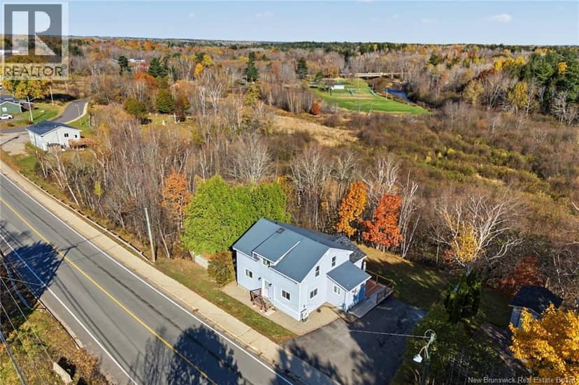 56 Main Street, Minto, photo 4