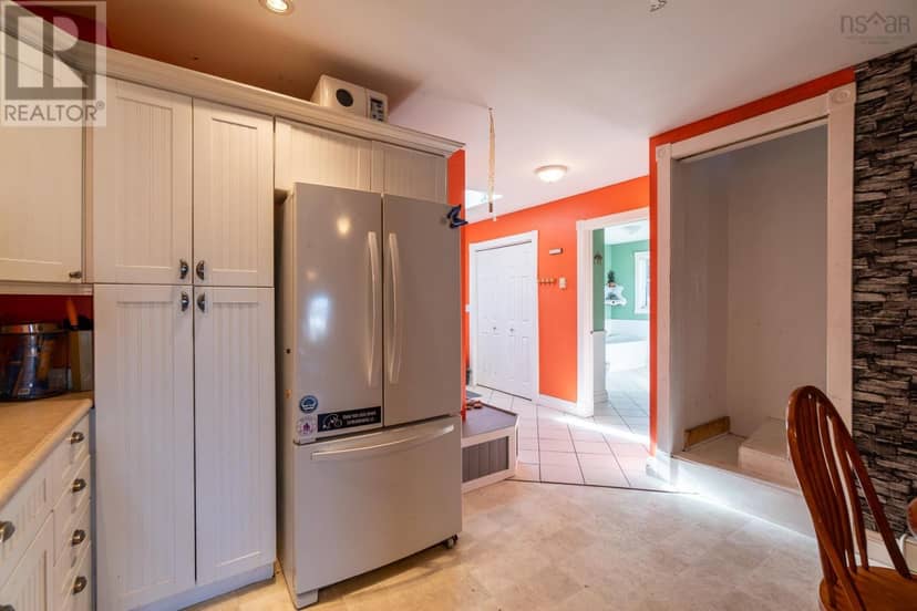 207 West Old Post Road — photo 14 of 40