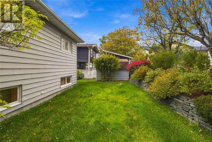 35 Cowan Avenue — photo 33 of 33