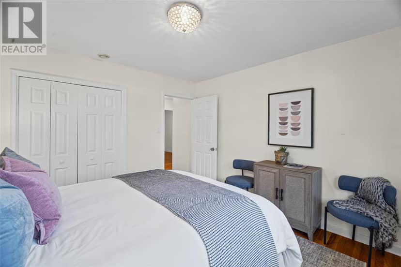 7 Macpherson Avenue — photo 19 of 40