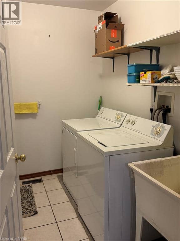 60 WHITLAW Way Unit# 16 — photo 14 of 29