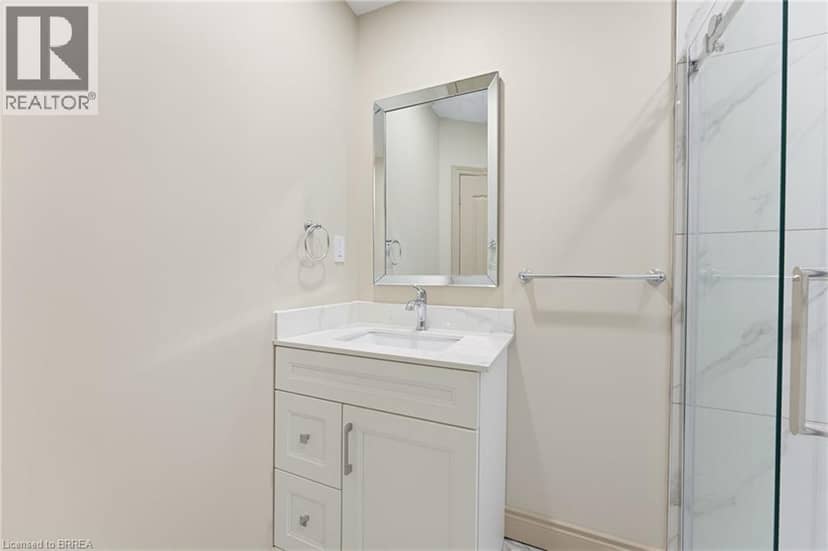 14 BOND Street — photo 10 of 26