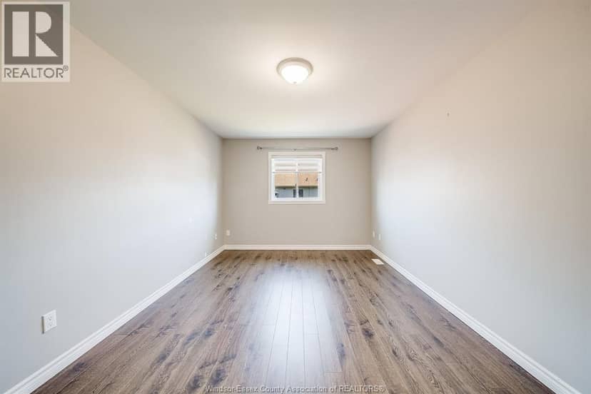 11916 Boulder Crescent — photo 27 of 40