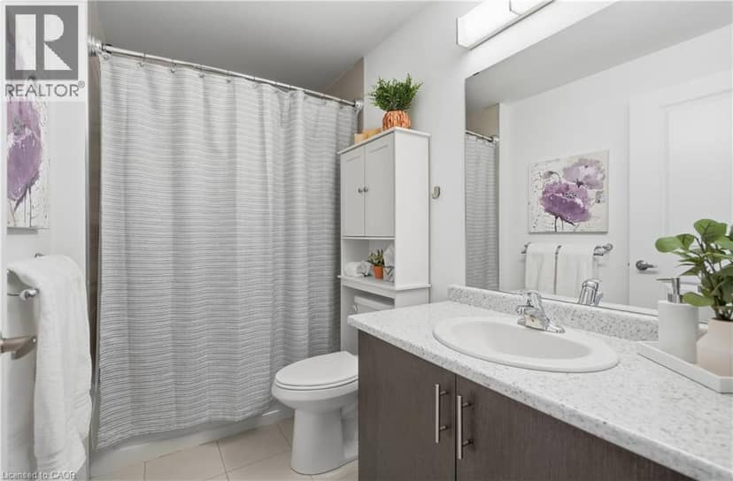 450 DUNDAS Street E Unit# 425 — photo 19 of 24
