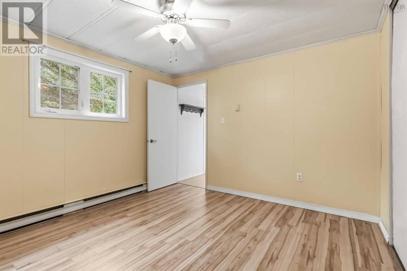 22 Yeadon Drive — photo 25 of 27
