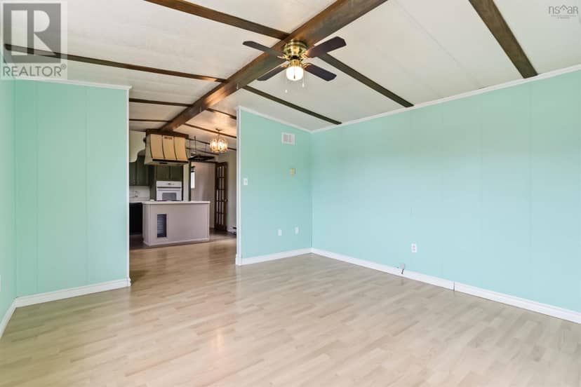 22 Yeadon Drive — photo 17 of 27