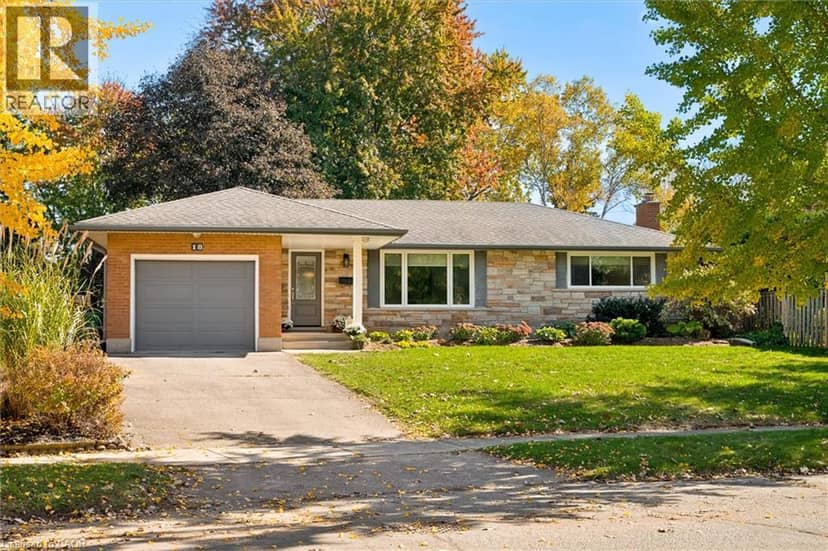 18 EVELYN Crescent, Kitchener