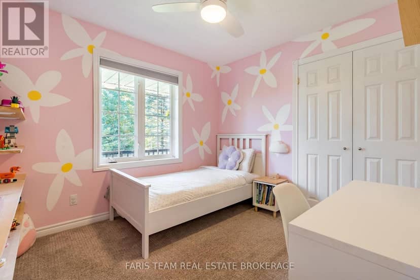 55 Davenport Drive — photo 14 of 29