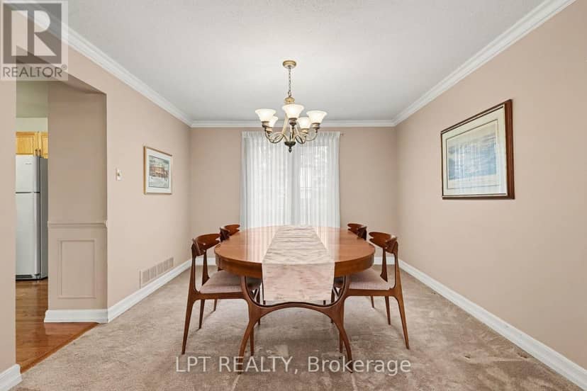 28 Meadow Glade Gardens — photo 11 of 36