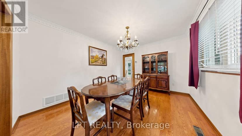 4204 Starlight Crescent — photo 10 of 40