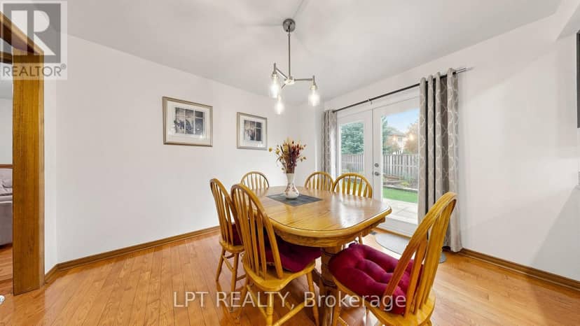 4204 Starlight Crescent — photo 14 of 40