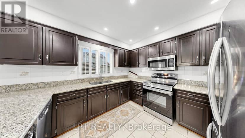 4204 Starlight Crescent — photo 19 of 40
