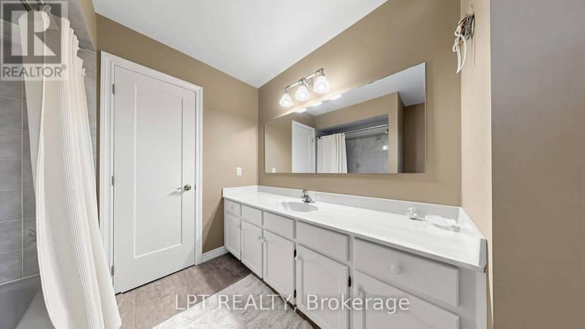 4204 Starlight Crescent — photo 39 of 40