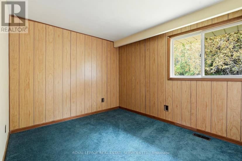 30 Vanguard Drive — photo 16 of 35