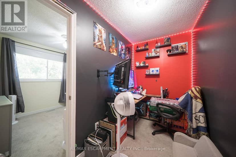 121 Ashgrove Avenue — photo 14 of 36