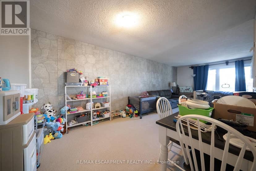 121 Ashgrove Avenue, Brantford, photo 7