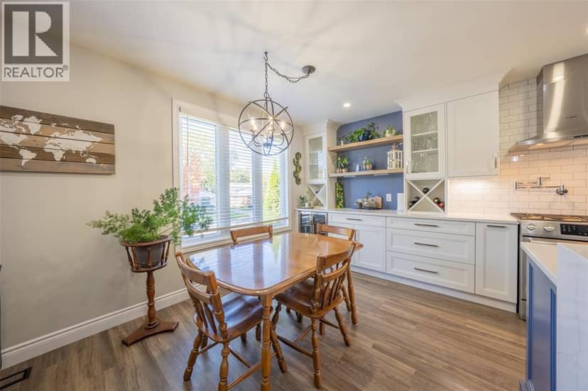 1592 Coventry Court, Sarnia, photo 6